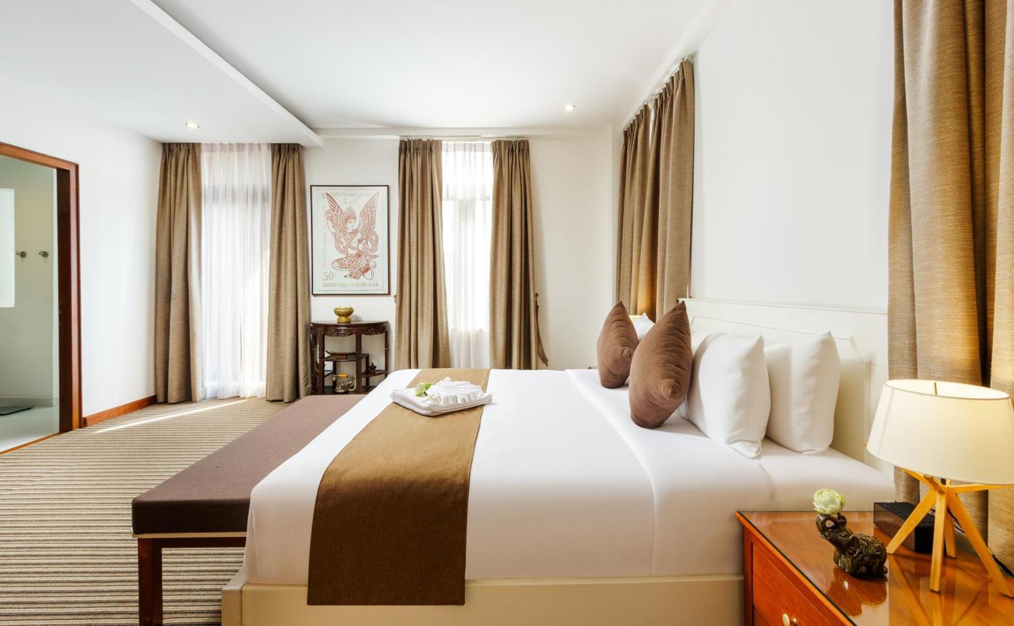 Jaya Suites Hotel Phnom Penh Ngoại thất bức ảnh