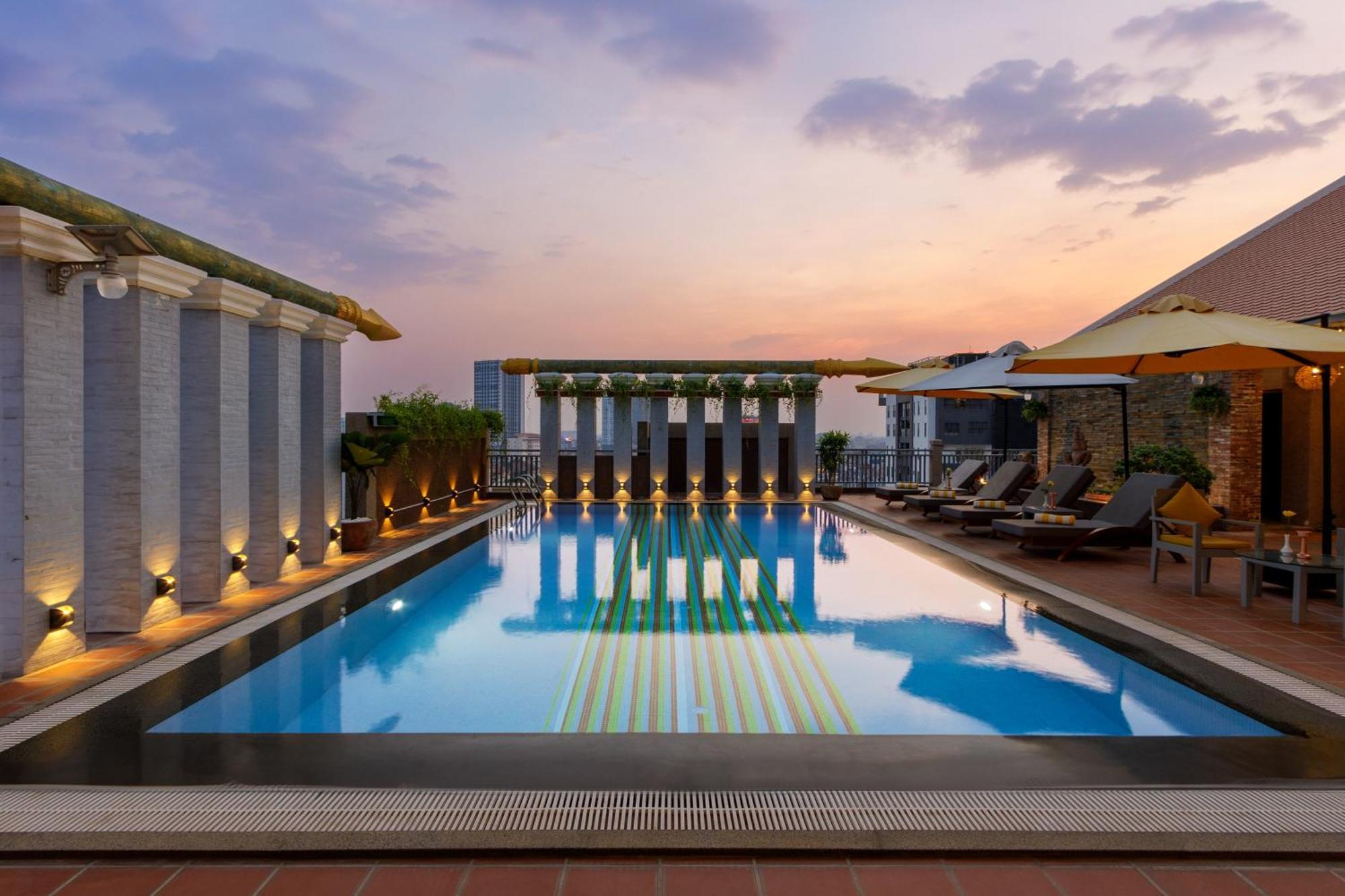 Jaya Suites Hotel Phnom Penh Ngoại thất bức ảnh