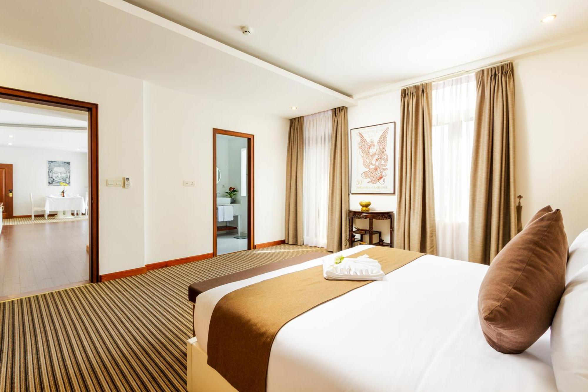 Jaya Suites Hotel Phnom Penh Ngoại thất bức ảnh